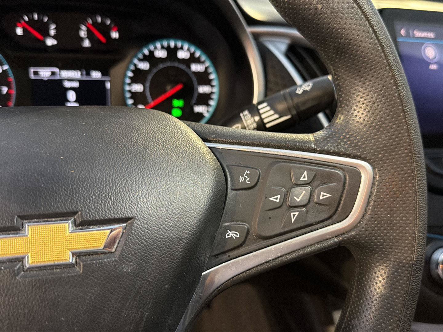 Used 2023 Chevrolet Malibu LS FWD image 21