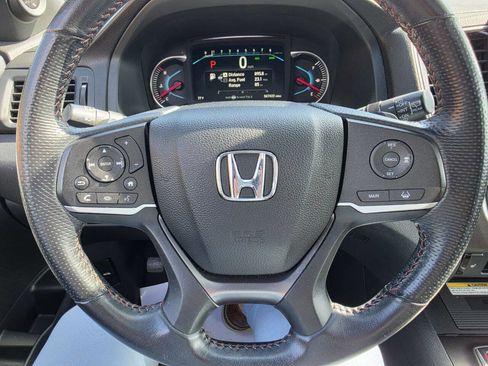 Used 2022 Honda Pilot TrailSport image 29