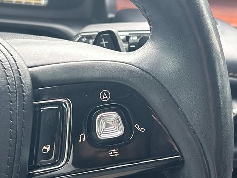 Used 2021 Lincoln Aviator Reserve AWD/4WD image 32