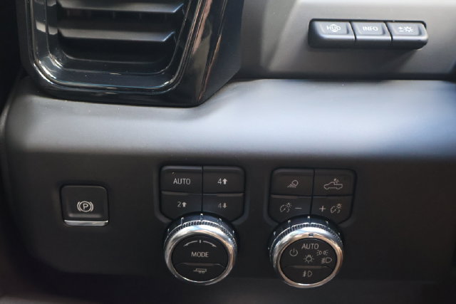 Used 2026 GMC Sierra 2500 AT4 w/ AT4 Premium Plus Package AWD/4WD image 16