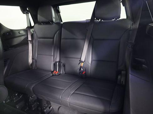Used 2023 Chevrolet Tahoe Z71 w/ Z71 Off-Road Package AWD/4WD image 61