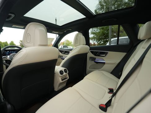 New 2026 Mercedes-Benz GLC 300 4MATIC image 38