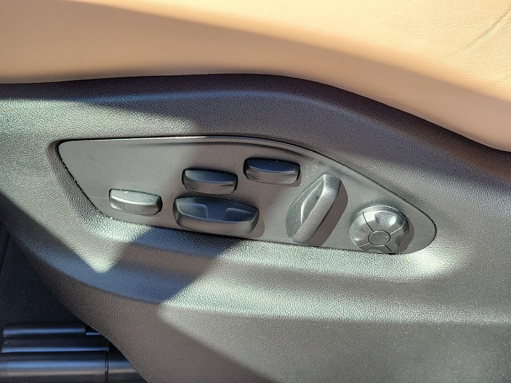 Certified 2026 Porsche Cayenne Coupe AWD/4WD image 28