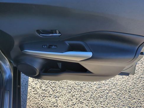 Used 2020 Nissan Kicks SR w/ SR Premium Package image 31