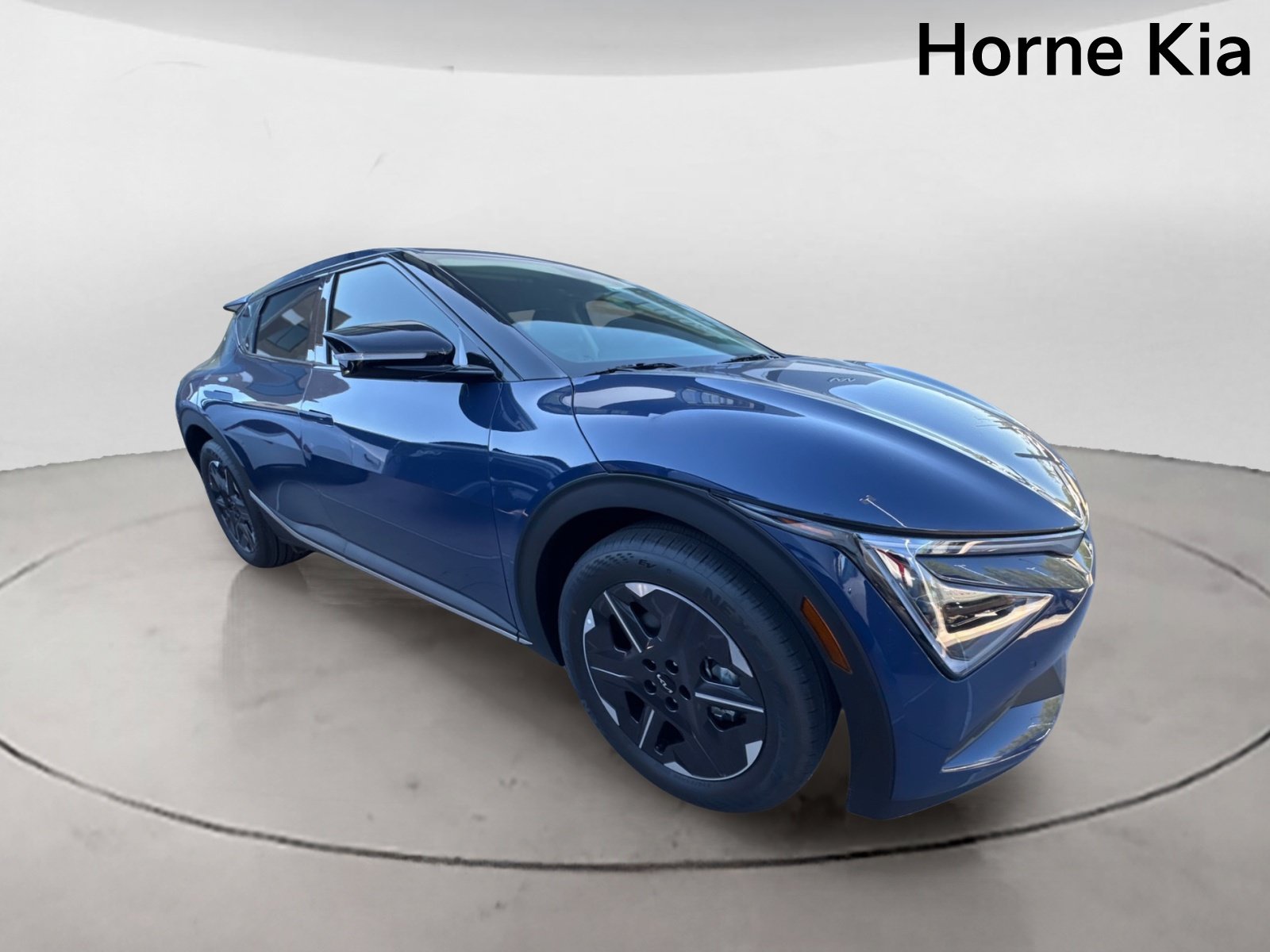 New 2026 Kia EV6 Light RWD image 3