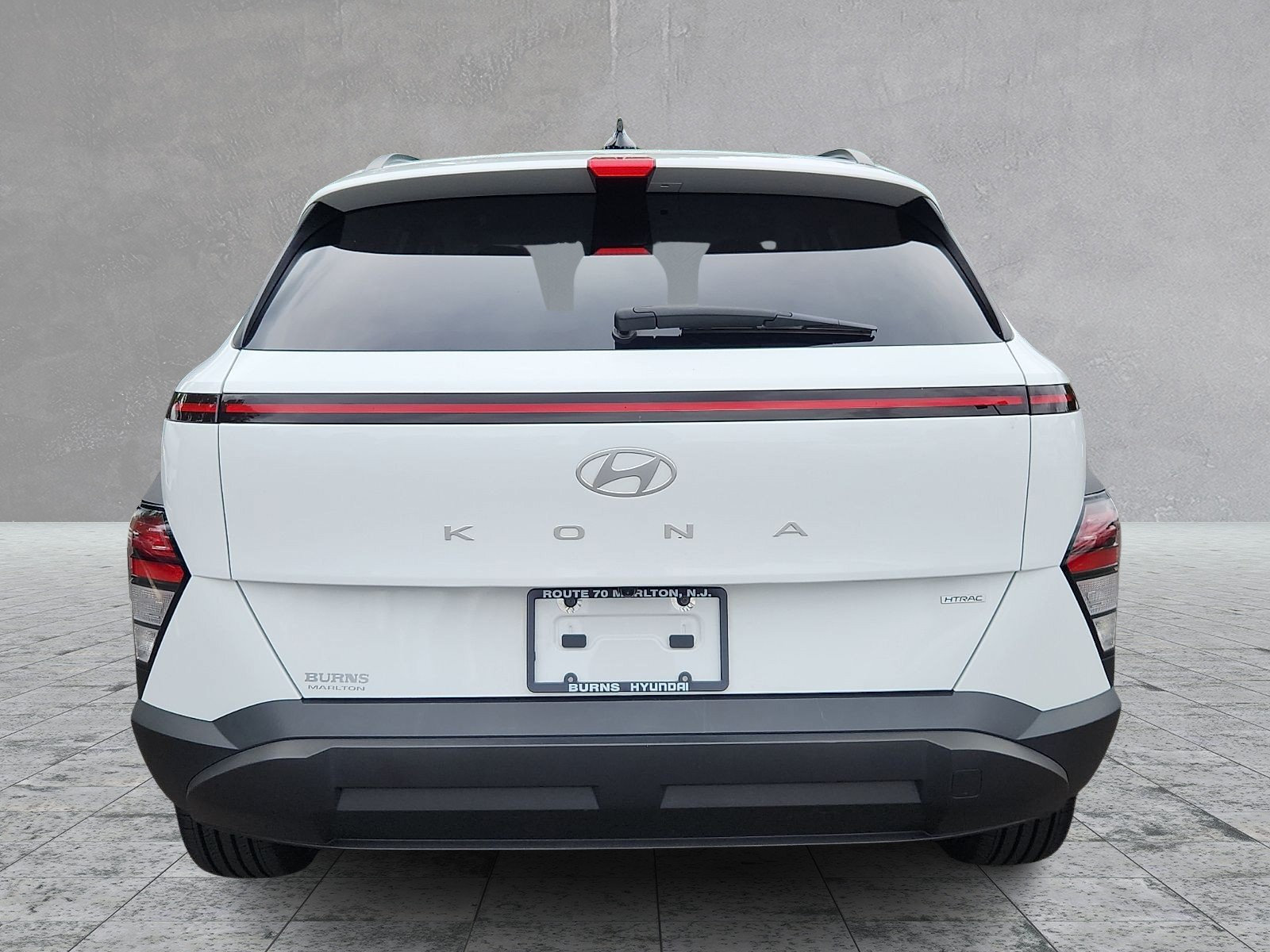 Certified 2024 Hyundai Kona SEL AWD/4WD image 5