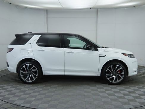 Used 2023 Land Rover Discovery Sport SE R-Dynamic image 4