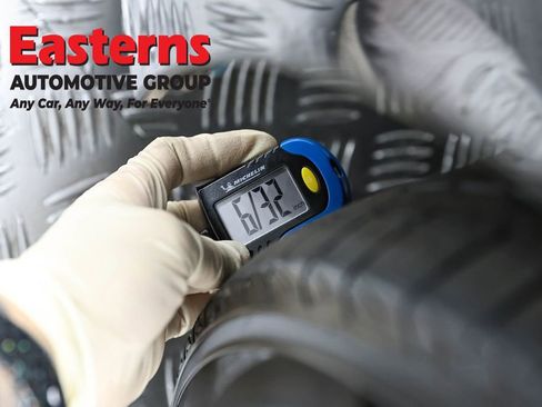 Used 2025 Toyota Corolla LE FWD image 27