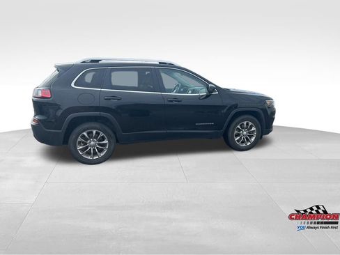 Used 2019 Jeep Cherokee Latitude Plus w/ Comfort/Convenience Group image 8