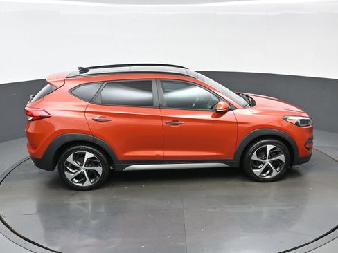 Used 2017 Hyundai Tucson Limited w/ Limited Ultimate Package 03 AWD/4WD image 41