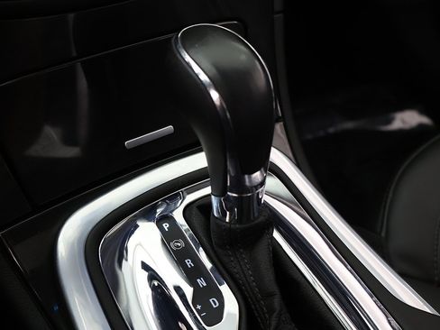 Used 2015 Buick Regal image 50