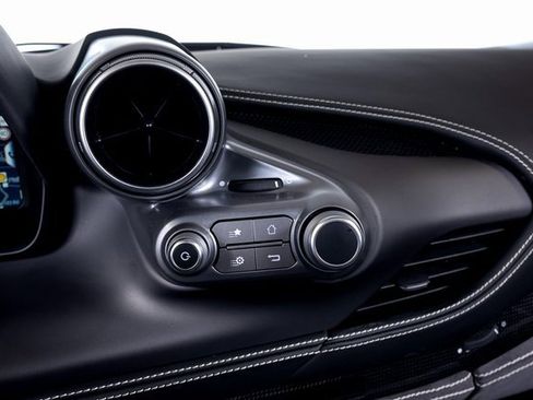 Used 2023 Ferrari F8 Tributo image 42