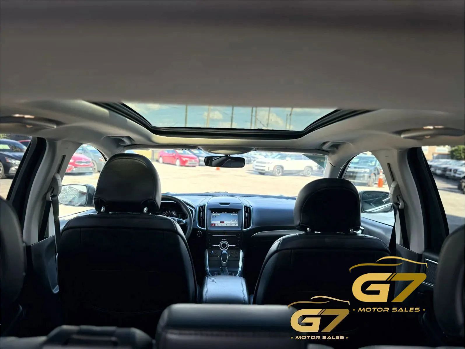 Used 2018 Ford Edge Titanium w/ Equipment Group 301A FWD image 14