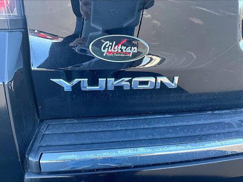 Used 2017 GMC Yukon Denali w/ Open Road Package image 8