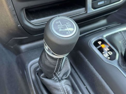 Used 2024 Jeep Wrangler High Altitude AWD/4WD image 15