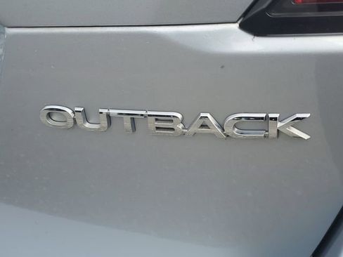 Used 2024 Subaru Outback Premium image 7