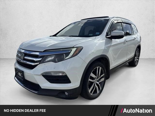 Used 2017 Honda Pilot Touring image 1