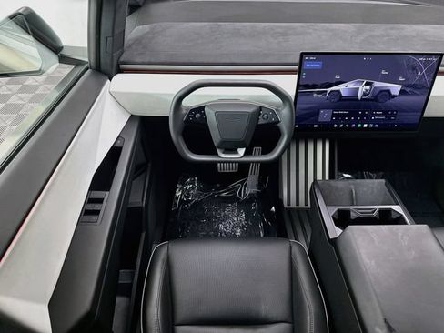 Used 2024 Tesla Cybertruck Cyberbeast AWD/4WD image 21