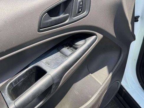 Used 2019 Ford Transit Connect XL FWD image 17