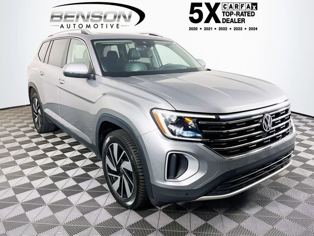 Used 2024 Volkswagen Atlas SEL AWD/4WD image 1
