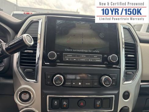 Used 2021 Nissan Titan SV w/ SV Convenience Package image 25
