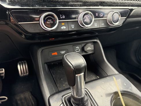 Used 2022 Honda Civic Sport image 24