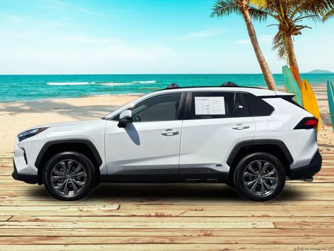 Used 2025 Toyota RAV4 XLE Premium w/ Weather Package AWD/4WD image 3