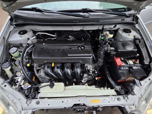 Used 2005 Toyota Corolla LE w/ Audio Value Pkg FWD image 9