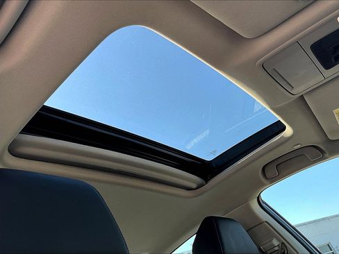 Certified 2025 Honda Accord Touring image 17