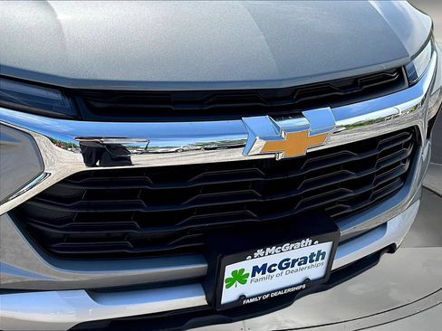 Used 2025 Chevrolet TrailBlazer LT FWD image 34