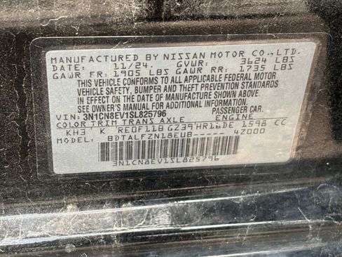 Used 2025 Nissan Versa SV FWD image 20