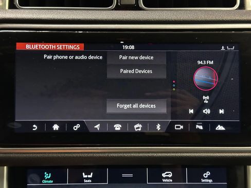 Used 2019 Land Rover Range Rover image 37