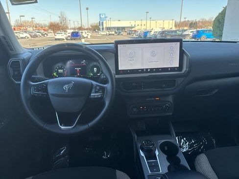 Used 2025 Ford Bronco Sport Big Bend w/ Convenience Package image 12