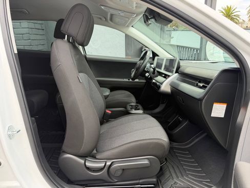 Used 2024 Hyundai Ioniq 5 SE image 35