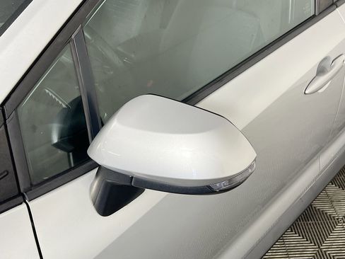 Used 2021 Toyota Corolla SE image 13