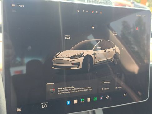 Used 2023 Tesla Model 3 Standard Range RWD image 26
