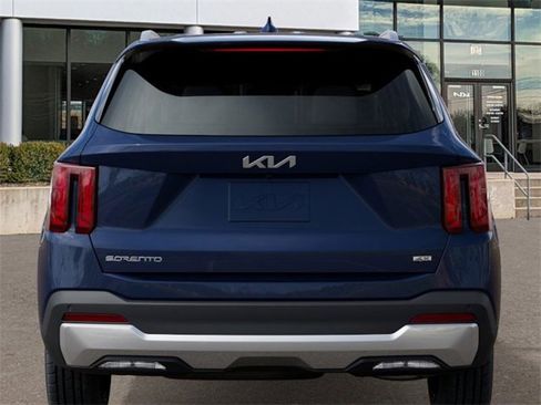 New 2025 Kia Sorento S image 14