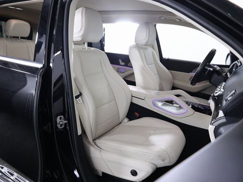 Used 2025 Mercedes-Benz GLS 450 4MATIC image 65