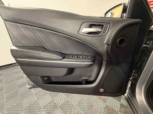 Used 2015 Dodge Charger SXT w/ Premium Group image 13