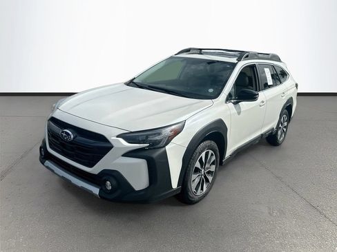 Certified 2025 Subaru Outback Limited AWD/4WD image 3