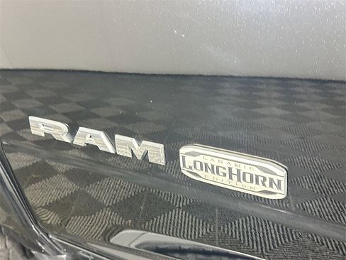 Used 2019 RAM 3500 Limited image 28