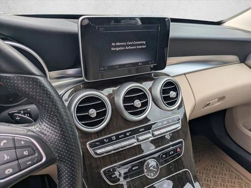 Used 2015 Mercedes-Benz C 300 4MATIC Sedan image 12