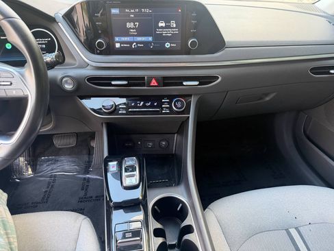 Used 2021 Hyundai Sonata SEL w/ Convenience Package FWD image 13