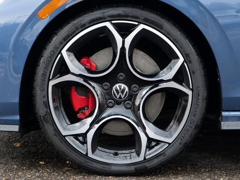 New 2026 Volkswagen GTI Autobahn image 7