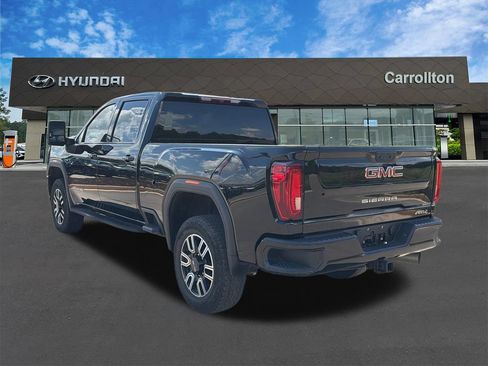 Used 2023 GMC Sierra 2500 AT4 w/ Gooseneck/5TH Wheel Package AWD/4WD image 7