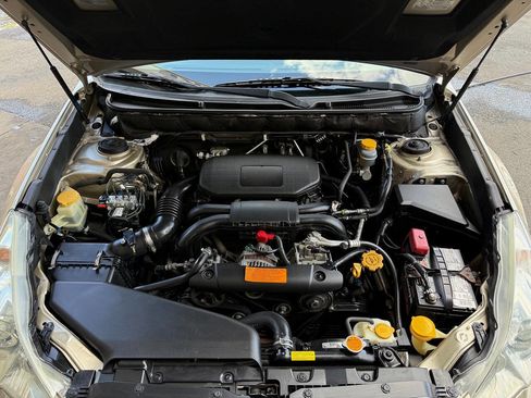 Used 2010 Subaru Legacy 2.5i Premium image 32