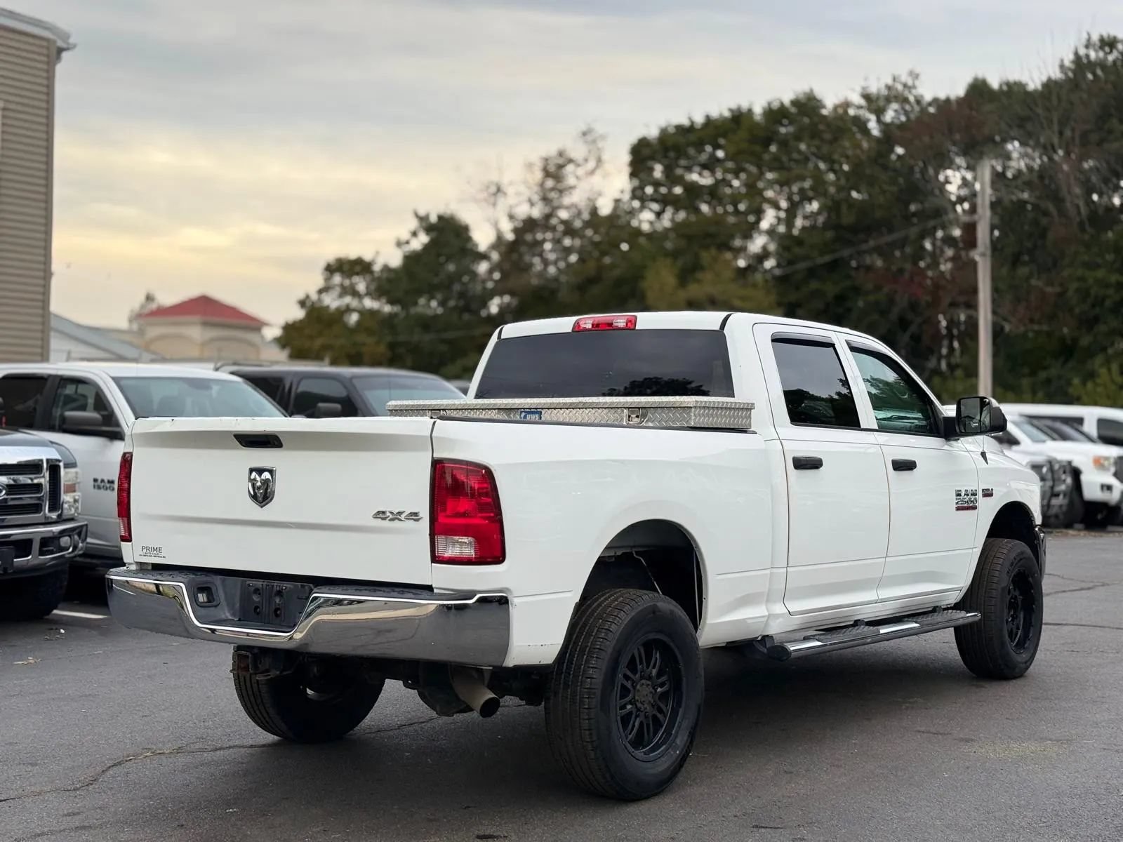 Used 2018 RAM 2500 Tradesman w/ Chrome Appearance Group AWD/4WD image 6