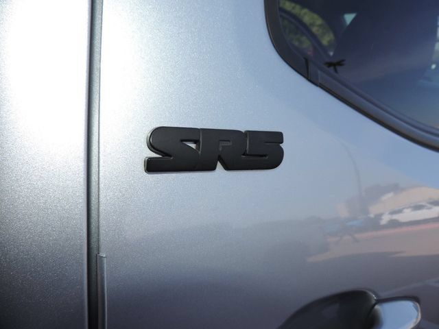 Used 2020 Toyota Tacoma SR5 RWD image 23