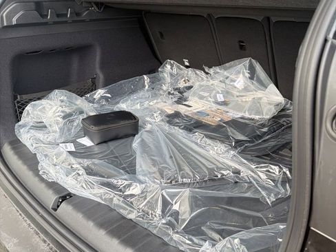 New 2026 BMW X1 xDrive28i w/ Convenience Package image 10