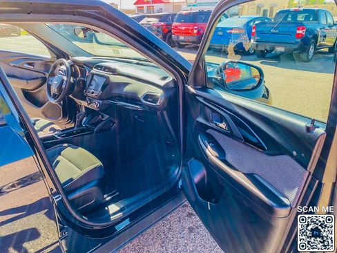 Used 2021 Chevrolet TrailBlazer LT w/ Convenience Package image 15